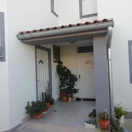Gordana Apartments Fazana Exterior photo